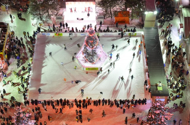札幌雪祭りは北海道の冬の観光名物!